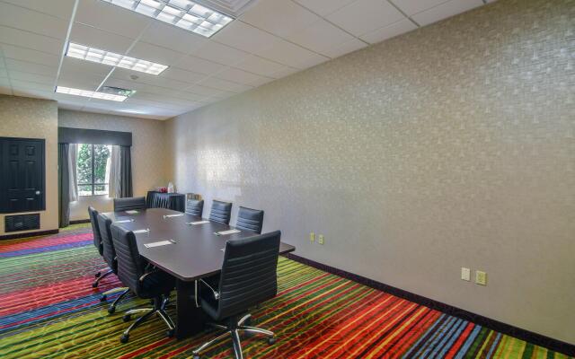 Holiday Inn Arlington NE-Rangers Ballpark by IHG