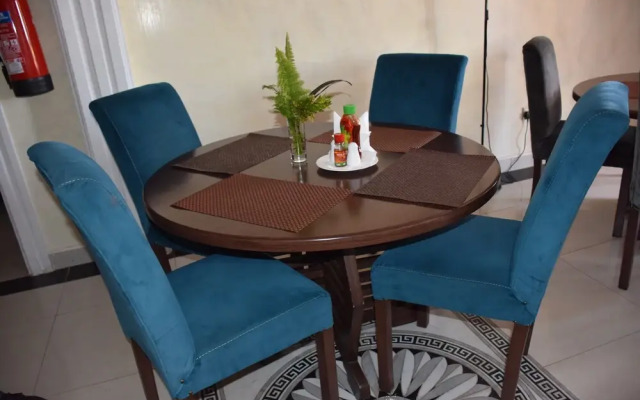 Pent House Inn Namugongo