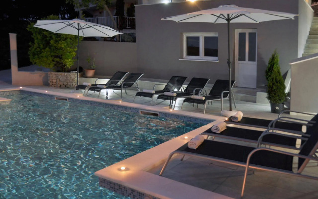 Luxury Apartments Bonaria