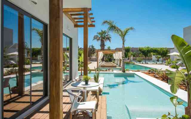 Paralos Lifestyle Beach