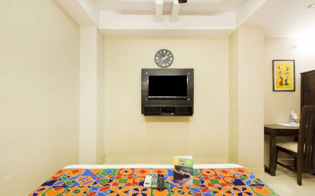 FabExpress Travelers Lodge