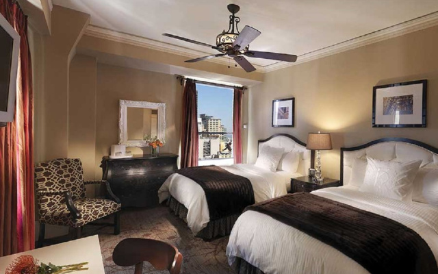 Kensington Park Hotel