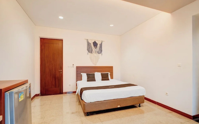 ZEN Rooms Terogong Near Pondok Indah