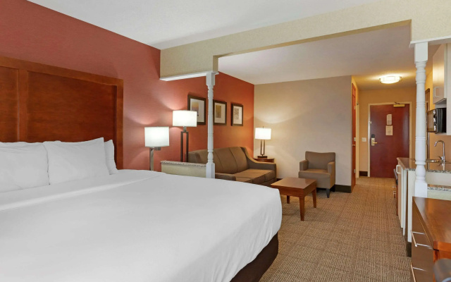 Comfort Inn & Suites Jackson North