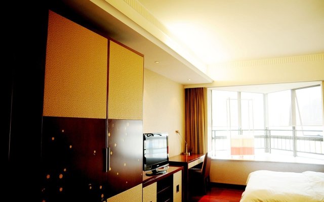 Jingan Ziyuan Apartment