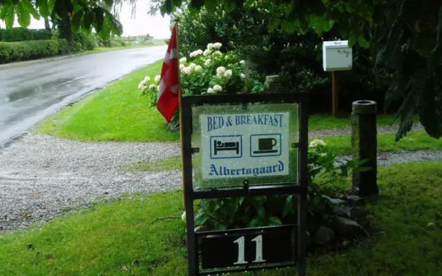 Albertsgaard B & B