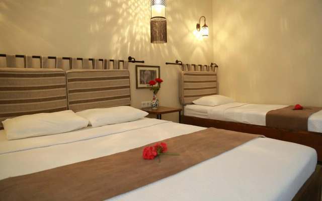 Dardanos Hotel