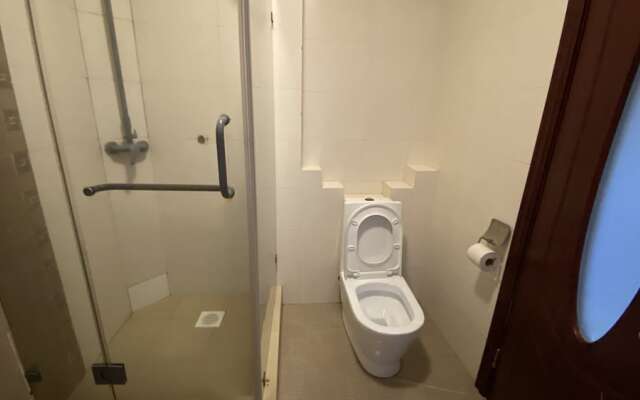 Lux Suites Eden Seafront Apartments