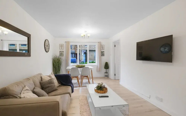 Charming 2 Bed 1Bath Apt -Transom Square