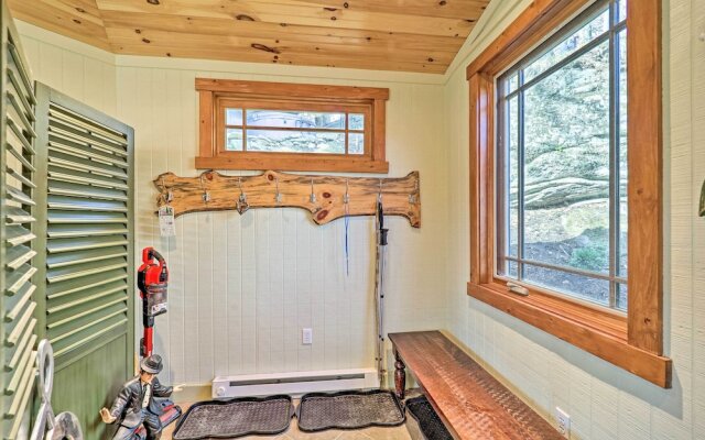 Mountain Treehouse: A Unique Hilltop Hideaway