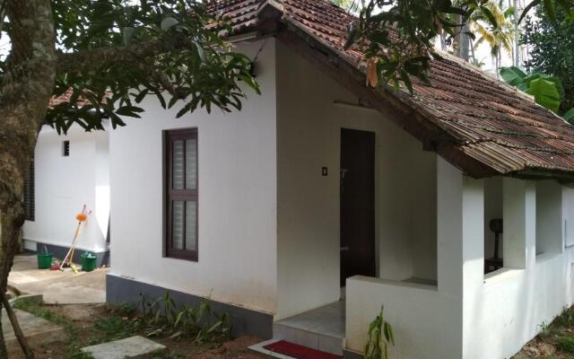Piggy Hostel Varkala (formerly Short Giraffe)