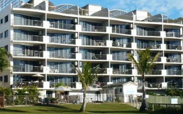 Sails Resort on Golden Beach