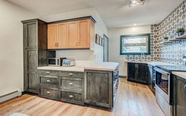 Banff Mtn Home - Real Rockies Experience