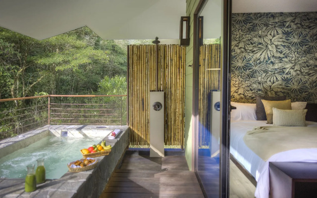 El Silencio Lodge and Spa