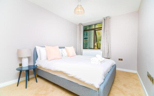 Primestay 91 Baker Street Apartments