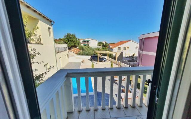 Apartmani Latin Jezera