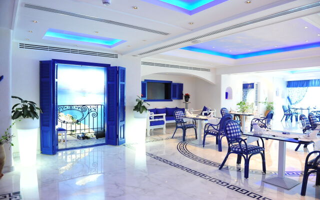 Hilton Alexandria Corniche