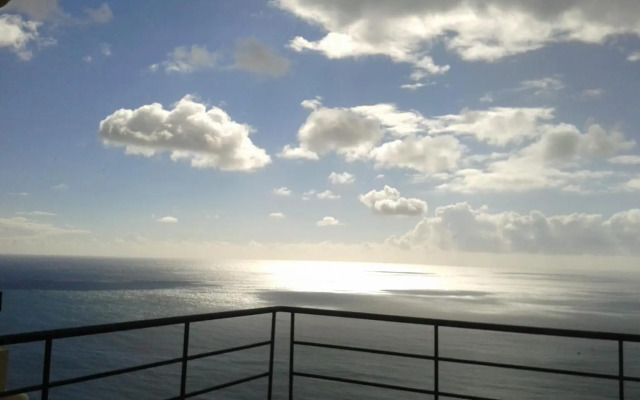 Sea View Apartment Sesimbra- Apartamento Vista Mar