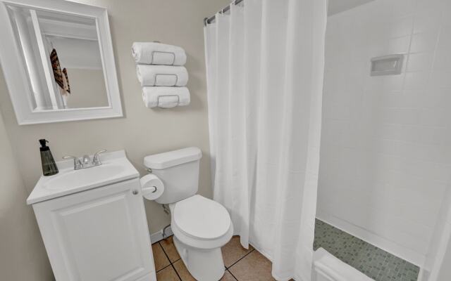 Sea Foam Suites