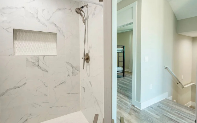 Luxury Pool Home Golf Cart