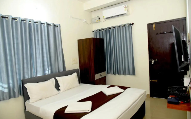 Hotel Aradhya Inn Deralakatte