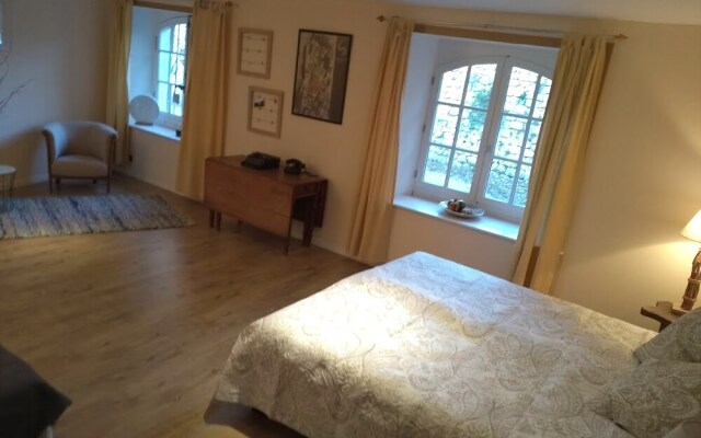 Le Domaine Des Platanes