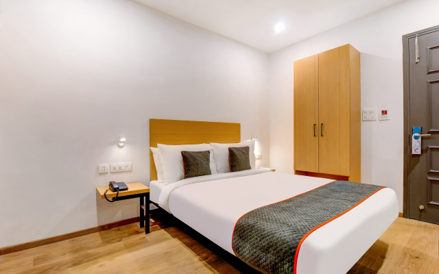 OYO Townhouse 286 Vaishali Dakshini Pitampura