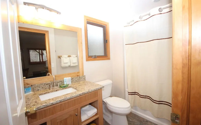 Streamside on Fall River