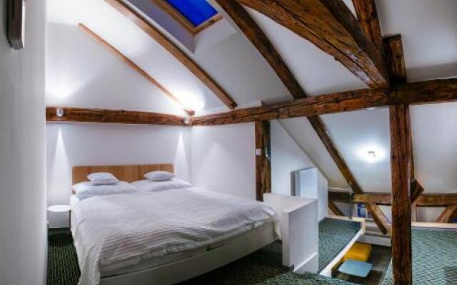 Apartments At The Blue Duckling