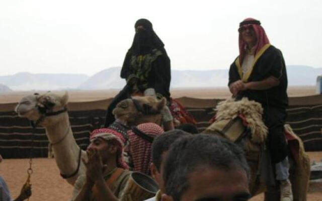 Captains Desert Camp