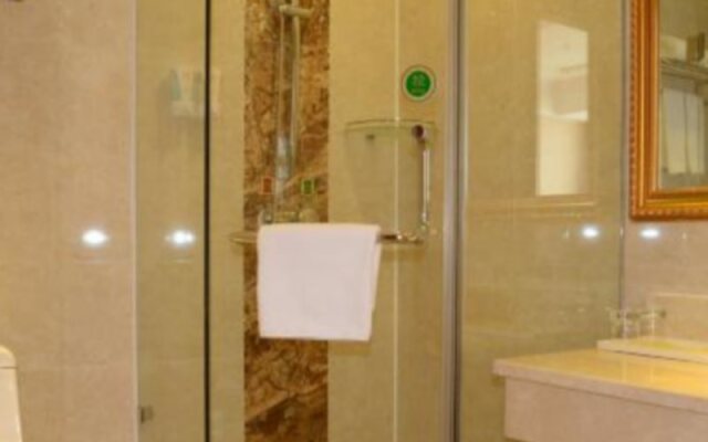 Vienna Hotel Chongqing Changshengqiao Subway Station Branch