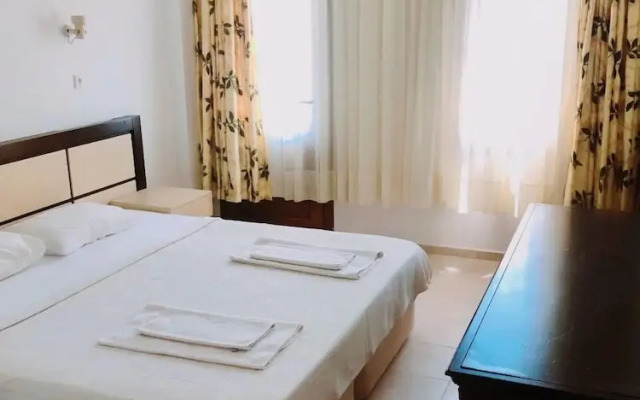 Ünlü Hotel