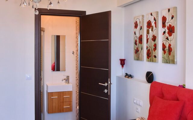 Beach Front Villa Katrin