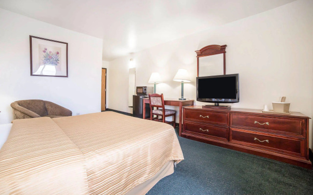 Helena Inn Airport