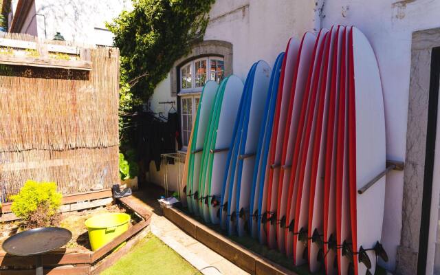 Nice Way Cascais Hostel & Surfcamp