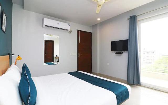 Aadat Hotel Subhash Chowk Gurgaon