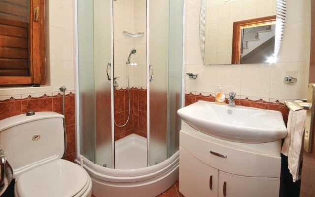 Stunning Home in Kastel Stari With Wifi and 1 Bedrooms