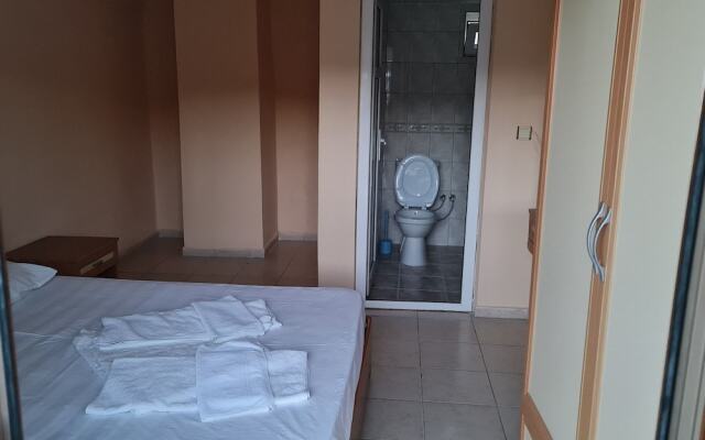 Caner Mountain Hotel