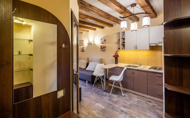 Alfa Apartments Rynok Square 18