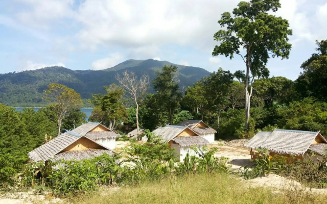 Cozy Cove Resort