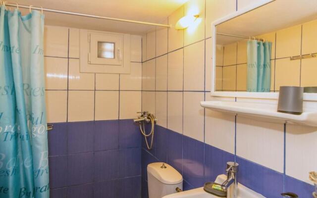 Porto Galini Tinos Karya 102