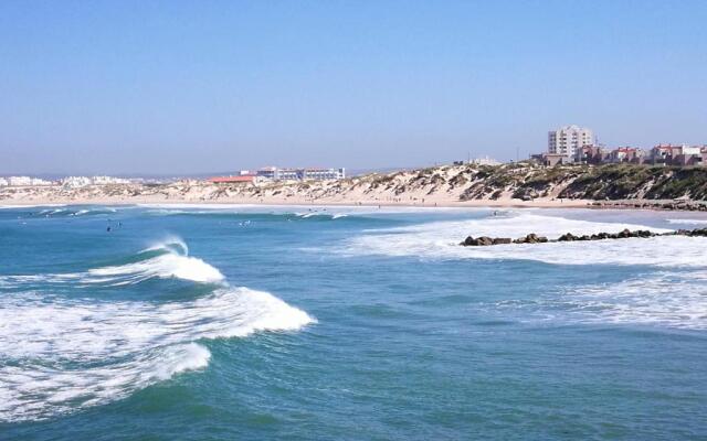 Peniche's Blue & Yellow