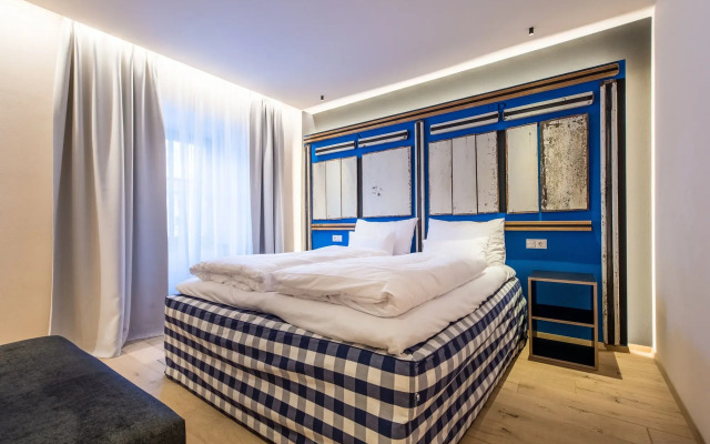 Adler Suite & Stube