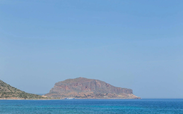 Venti Seaside Adult Hotel
