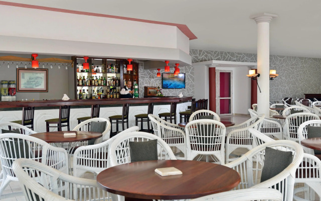Melia Cayo Santa Maria