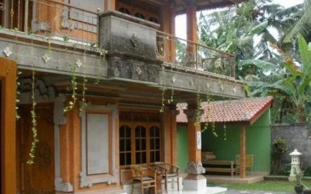 Bali Bunga Kembang Guest House