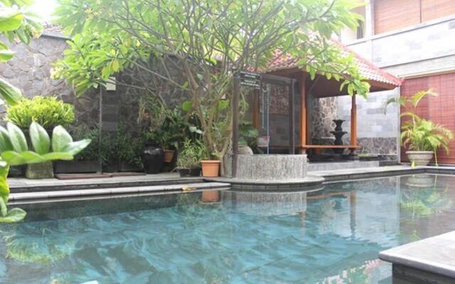 9 Bedroom GERHANA Villa Kuta Bali