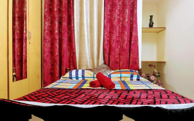 Artistic 2BHK in the downtown close to everything