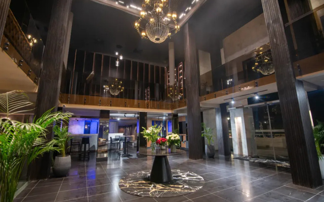 Dominium Palace Hotel