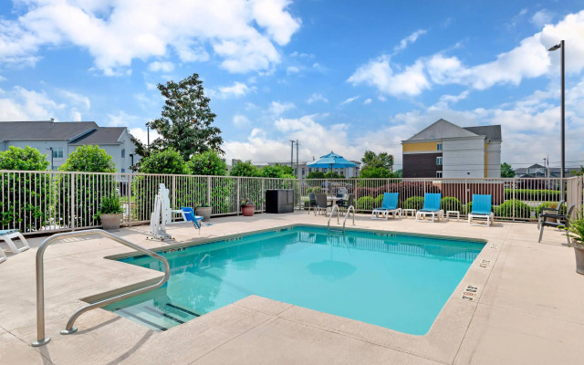 Comfort Suites Oxford I-20 exit 188